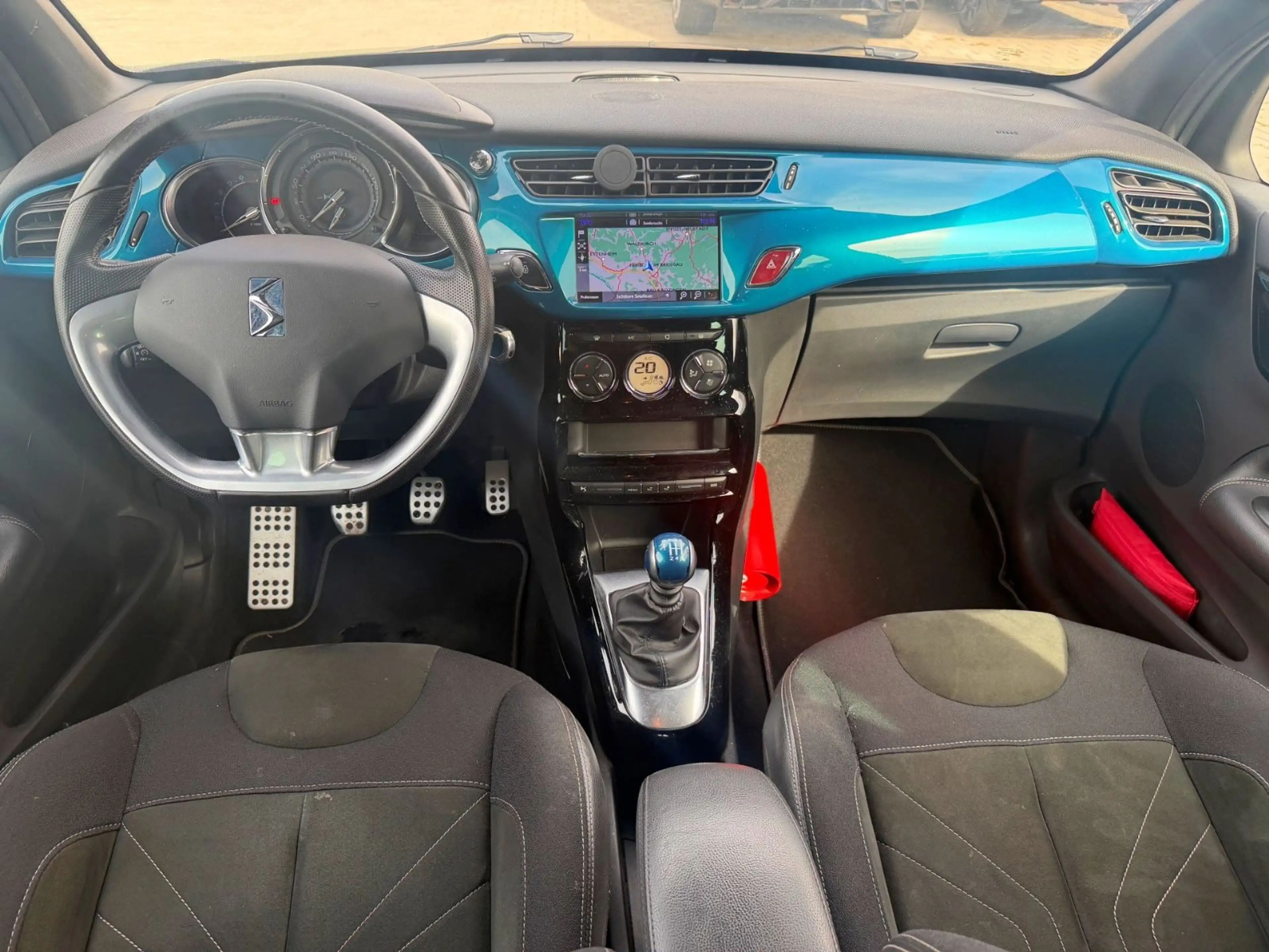 DS Automobiles DS 3 PureTech 130 Sport Chic/NAVI/RFK/ALCANTARA — photo 12