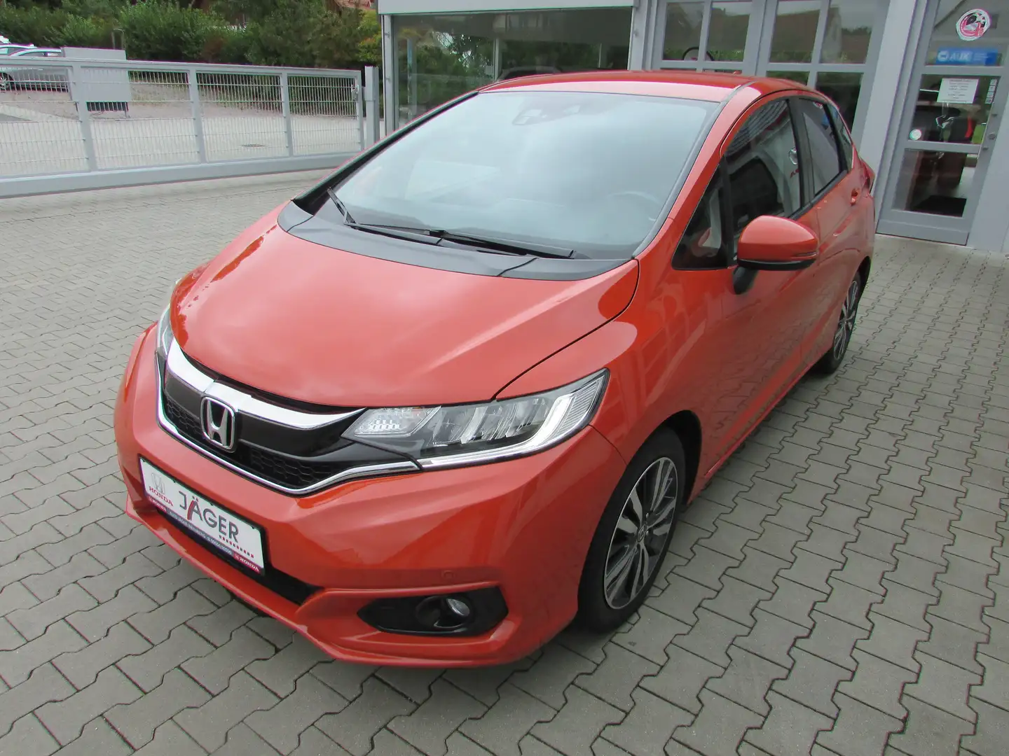 Honda Jazz Elegance, Kamera, NAVI, DAB, CD, MP3, USB, HDMI Orange - 2