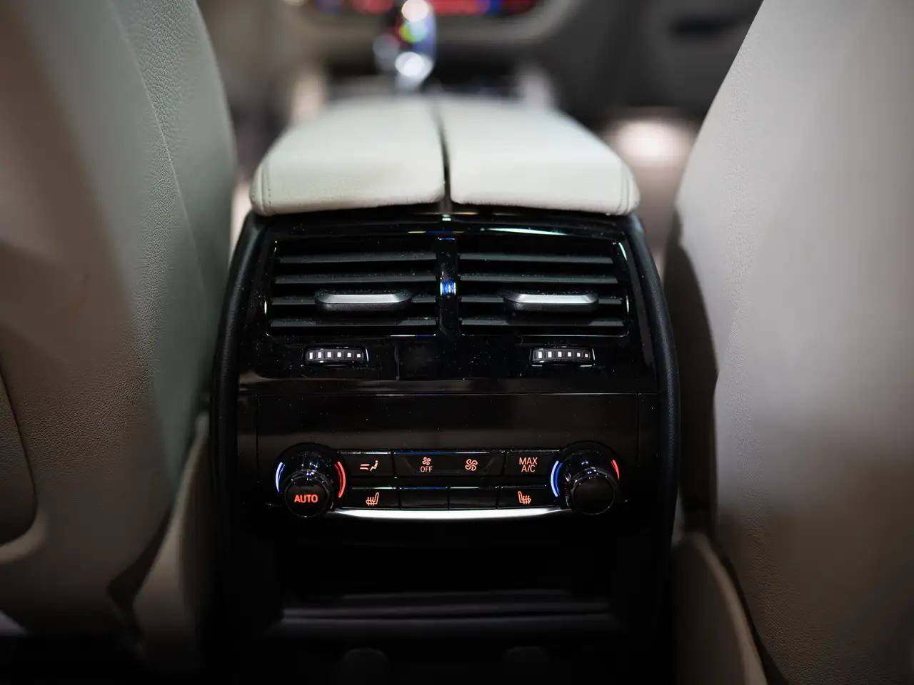 BMW 5 Series снимка BMW 5 Series
