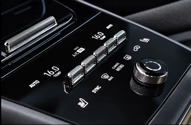 Porsche Cayenne view 17