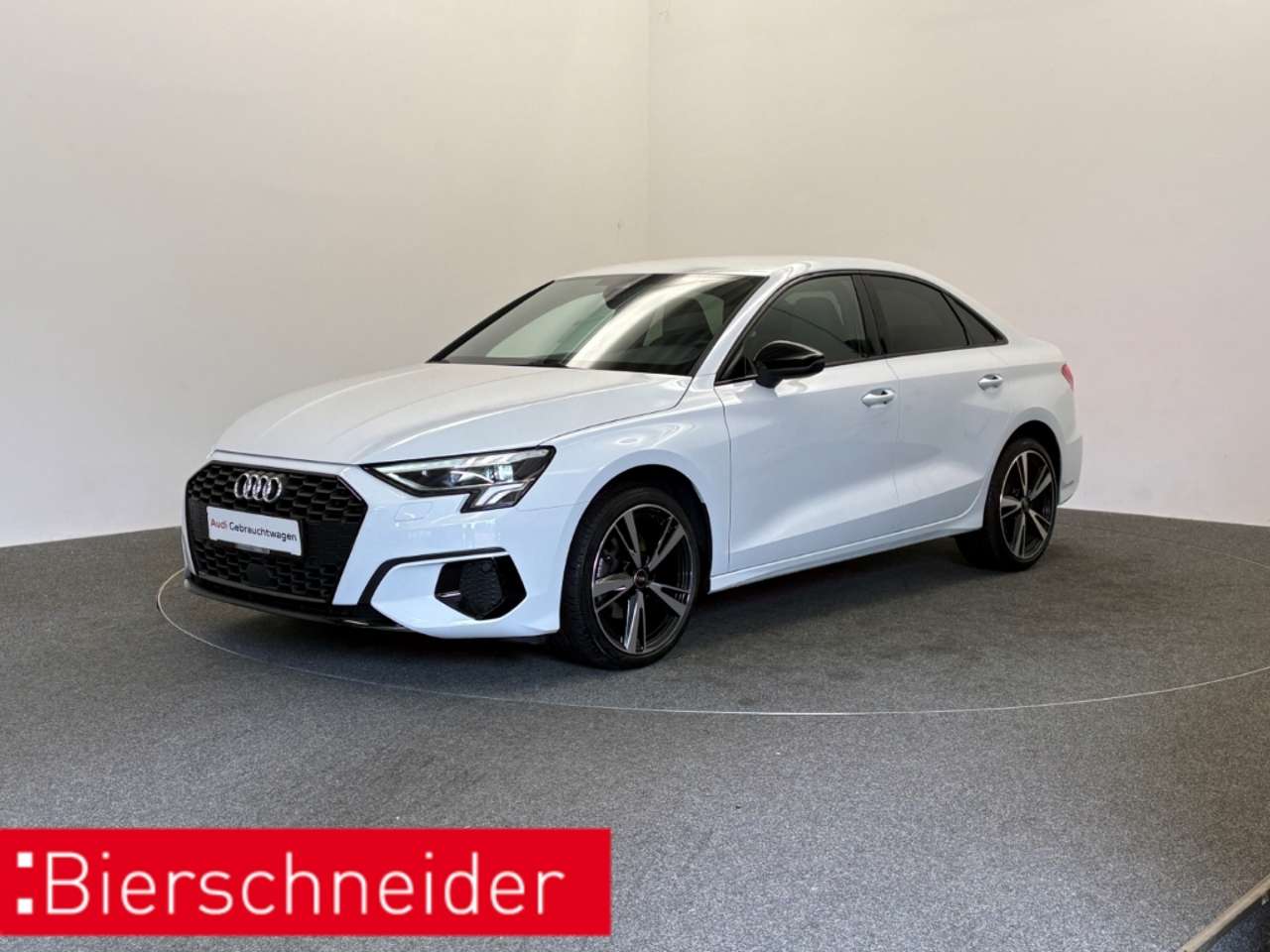 Audi A3 2023 — Limousine 30 TFSI S tronic line LED AHK NAVI PDC G