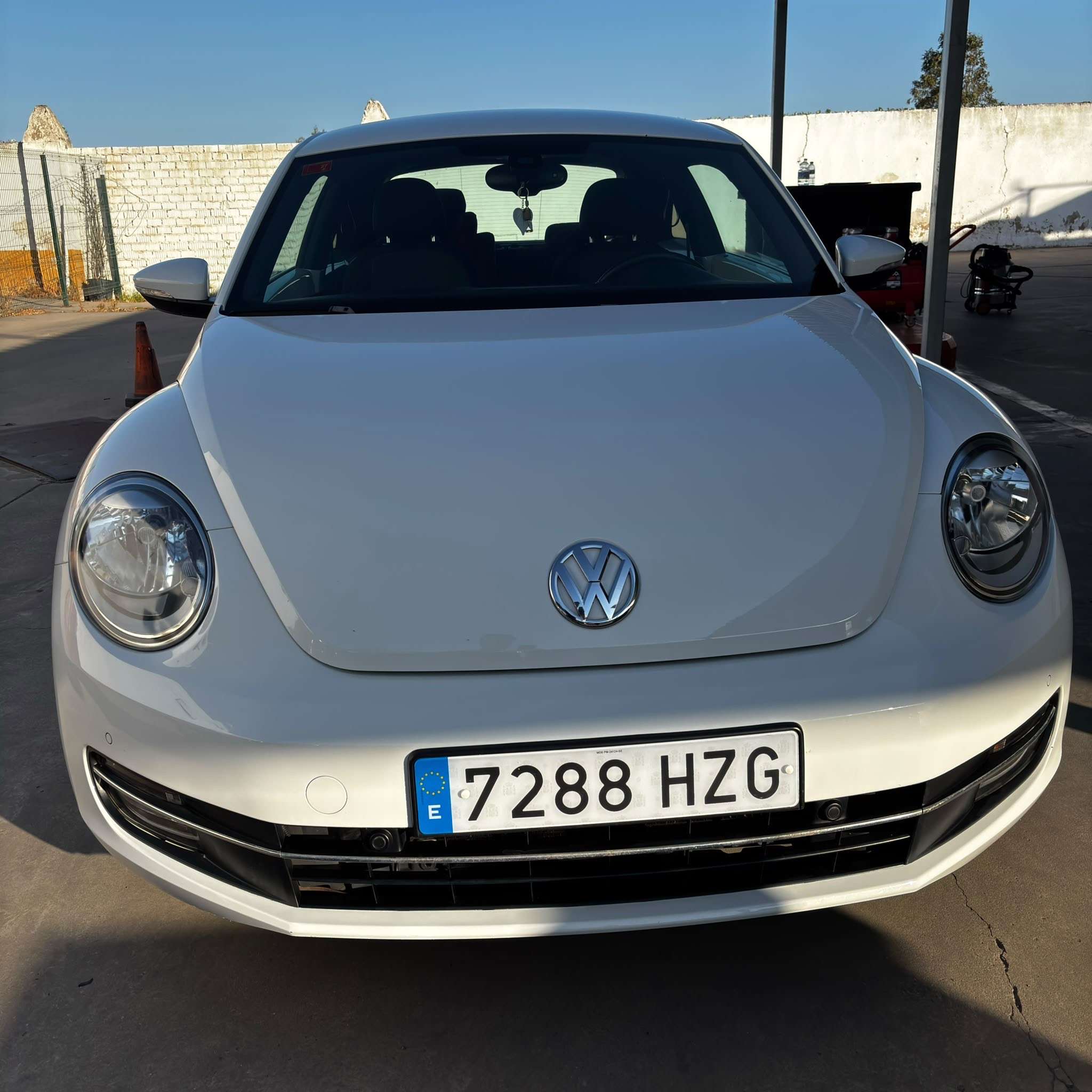 Volkswagen Beetle Cabrio. 2.0 Tip. - foto 1
