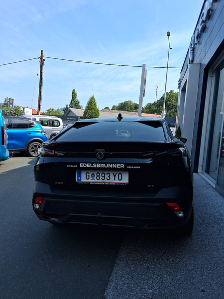 Peugeot 408 Hybrid 145 e-DCS6 GT — photo 4