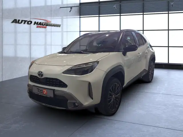 Toyota Yaris 1.5 Hybrid FWD Adventure Automatik LED