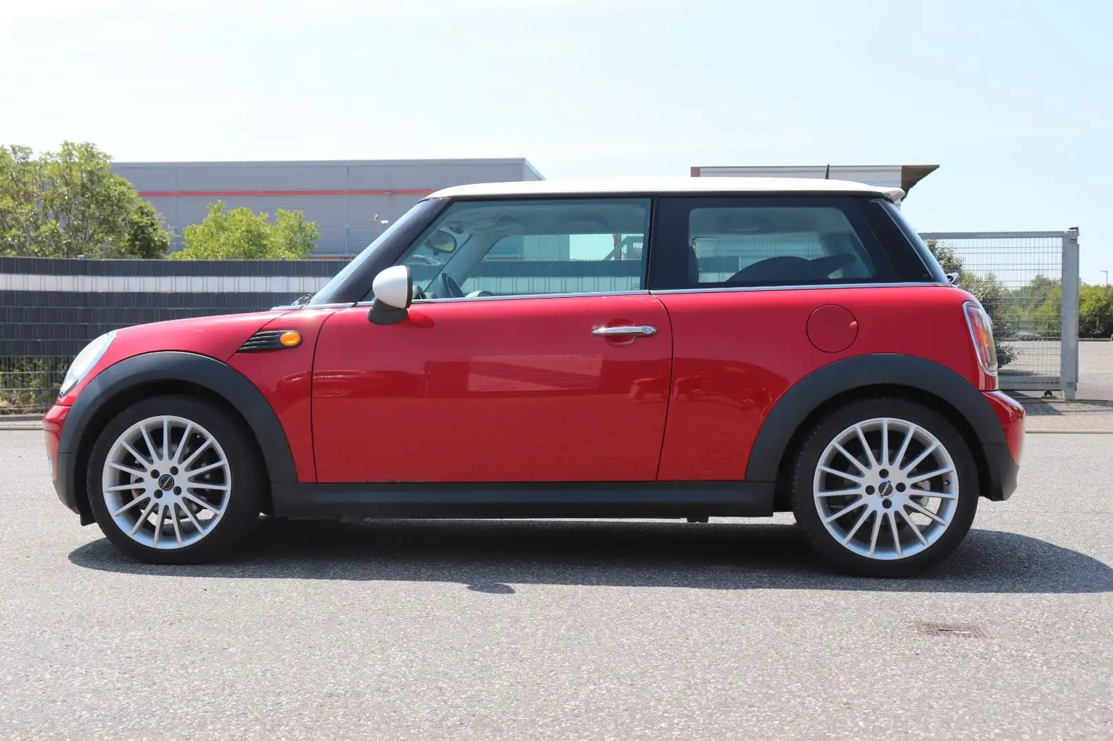 MINI Cooper Rouge - 2