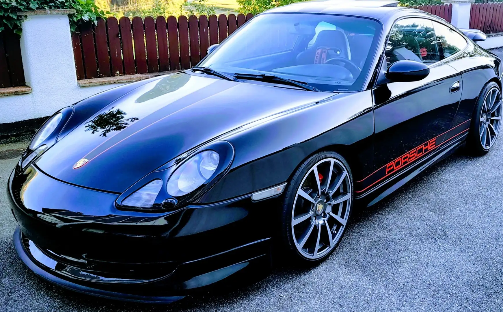 Porsche 996 911 Carrera Coupé - 2