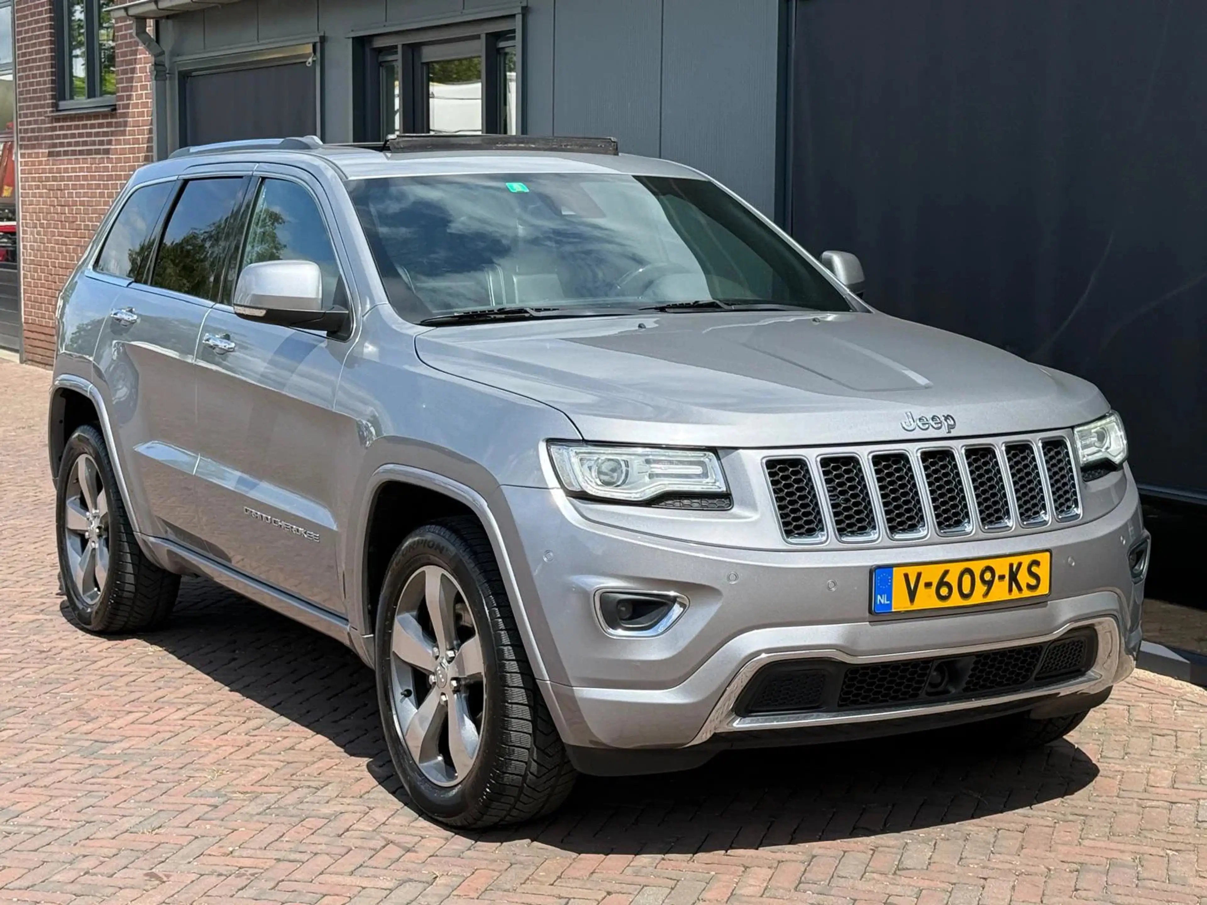 Jeep Grand Cherokee 3.0 V6 CRD Overland 4x4 Grijskenteken Pano Luchtve