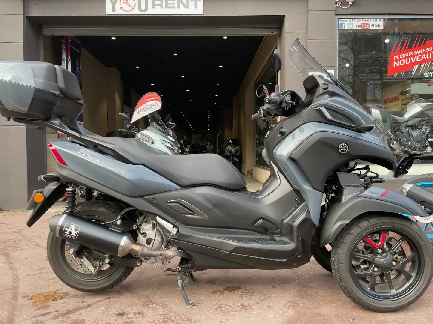 Yamaha TriCity Gris - 1