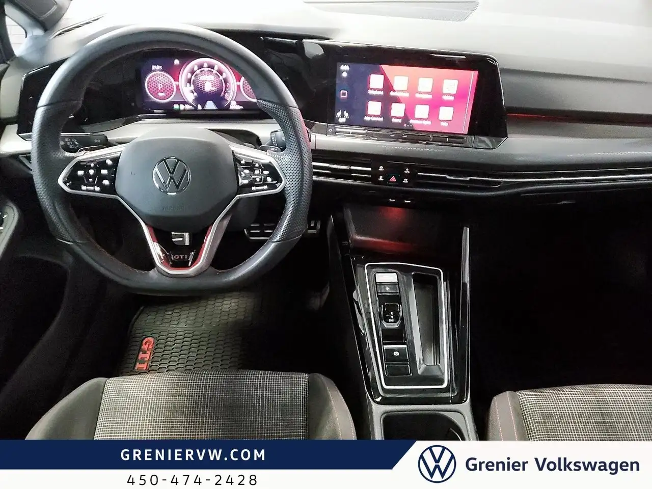 Volkswagen Golf GTI снимка Volkswagen Golf GTI