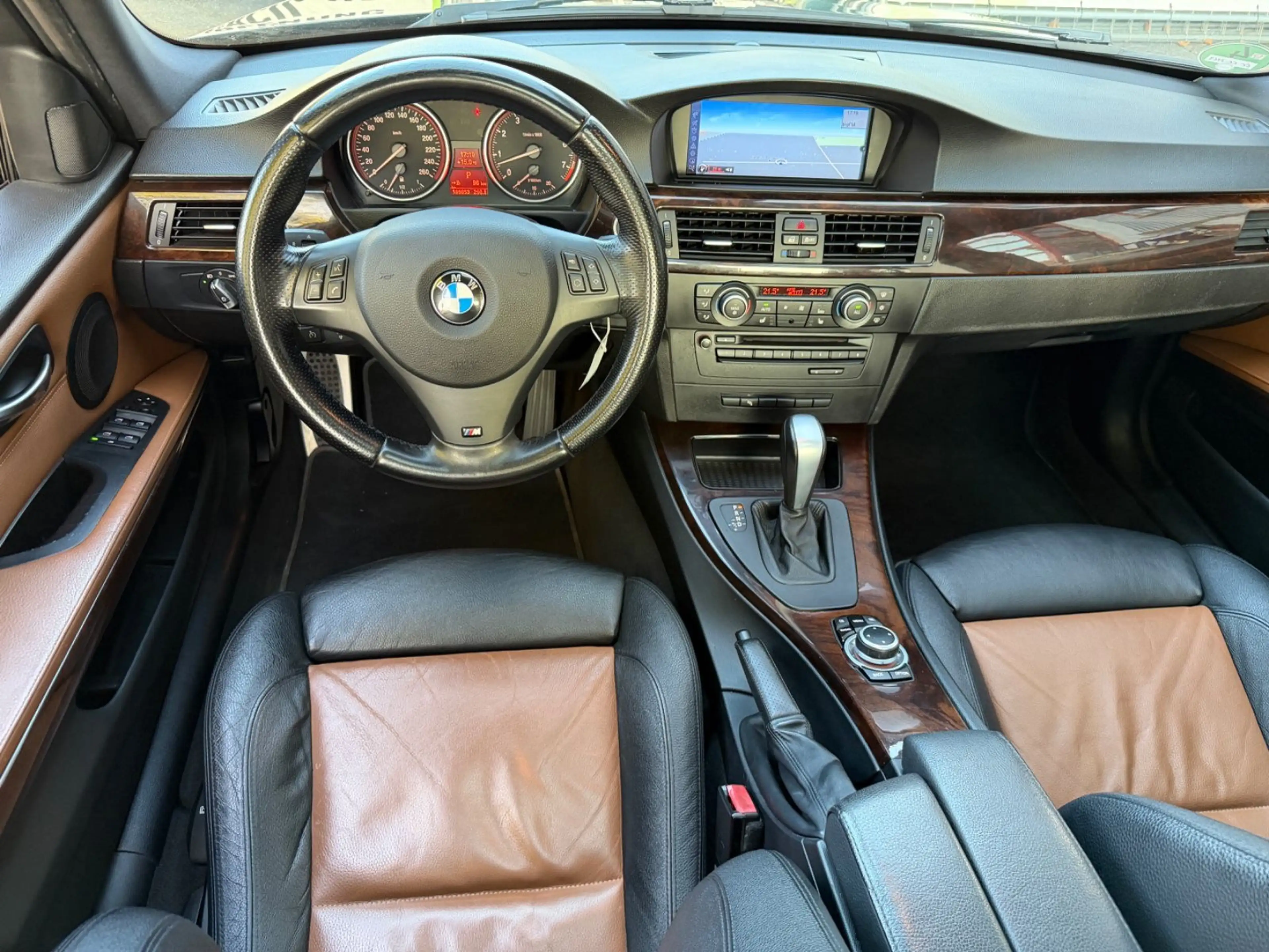 BMW 325 i~M PAKET~LEDER~NAVI~FACELIFT — photo 13