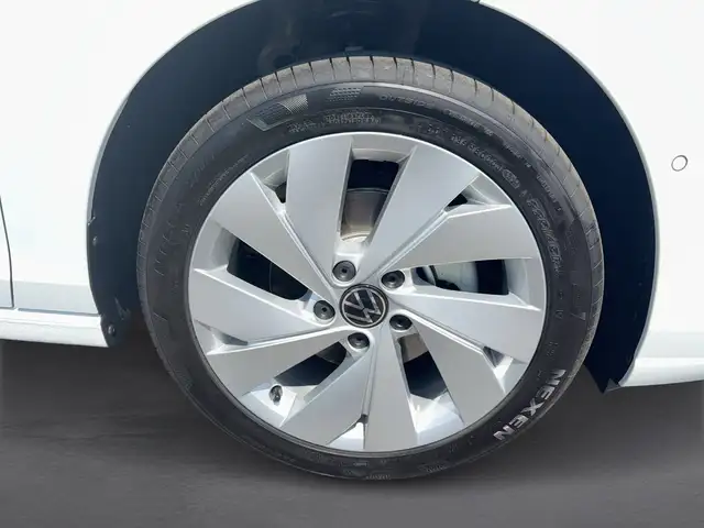 Volkswagen Golf view 7