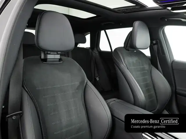 Mercedes-Benz C-Class view 12