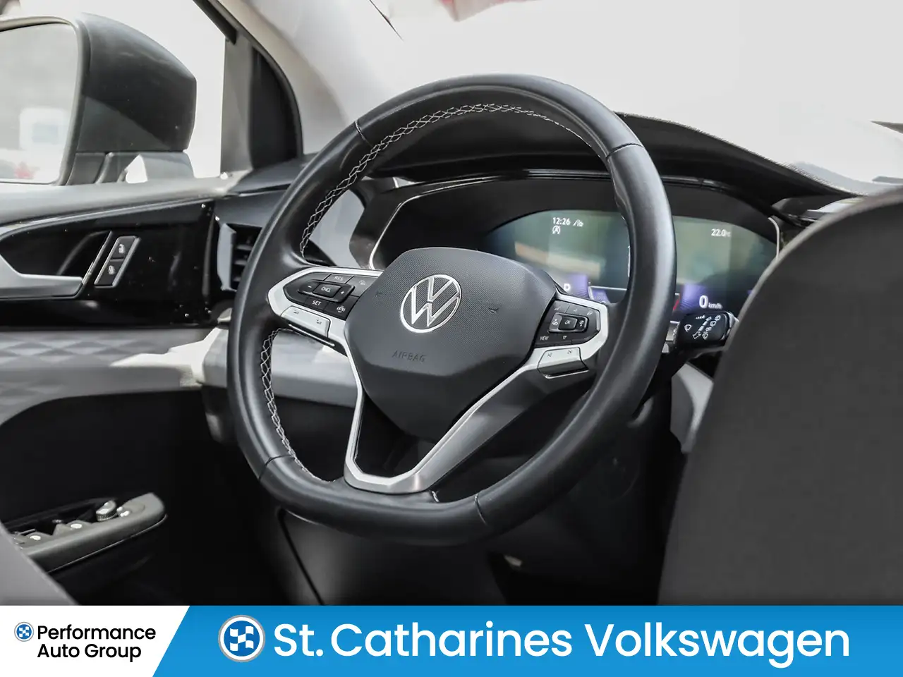 Volkswagen Taos photo Volkswagen Taos