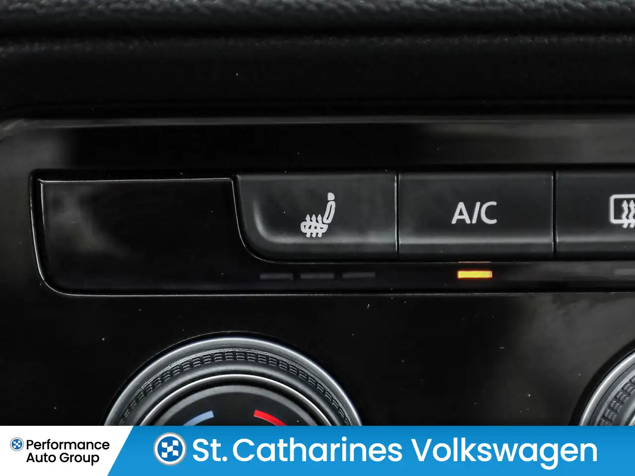 Volkswagen Taos photo Volkswagen Taos
