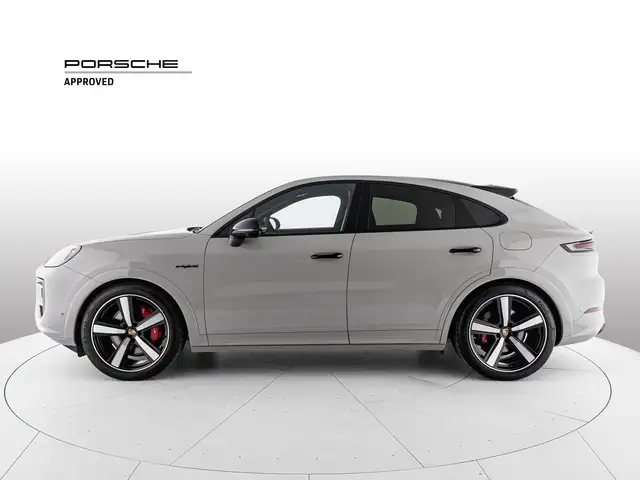 Porsche Cayenne view 2