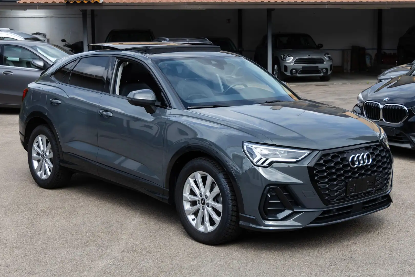 Audi Q3 Q3 Sportback 35 2.0 tdi s-tronic Gris - 2