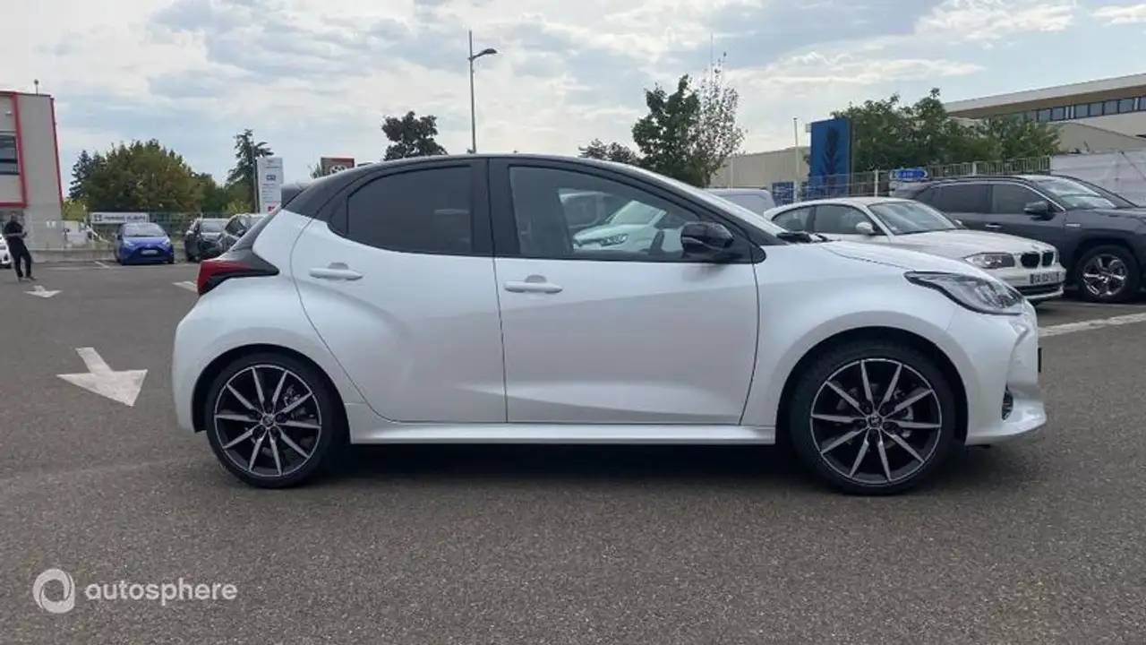 Toyota Yaris Yaris — photo 4