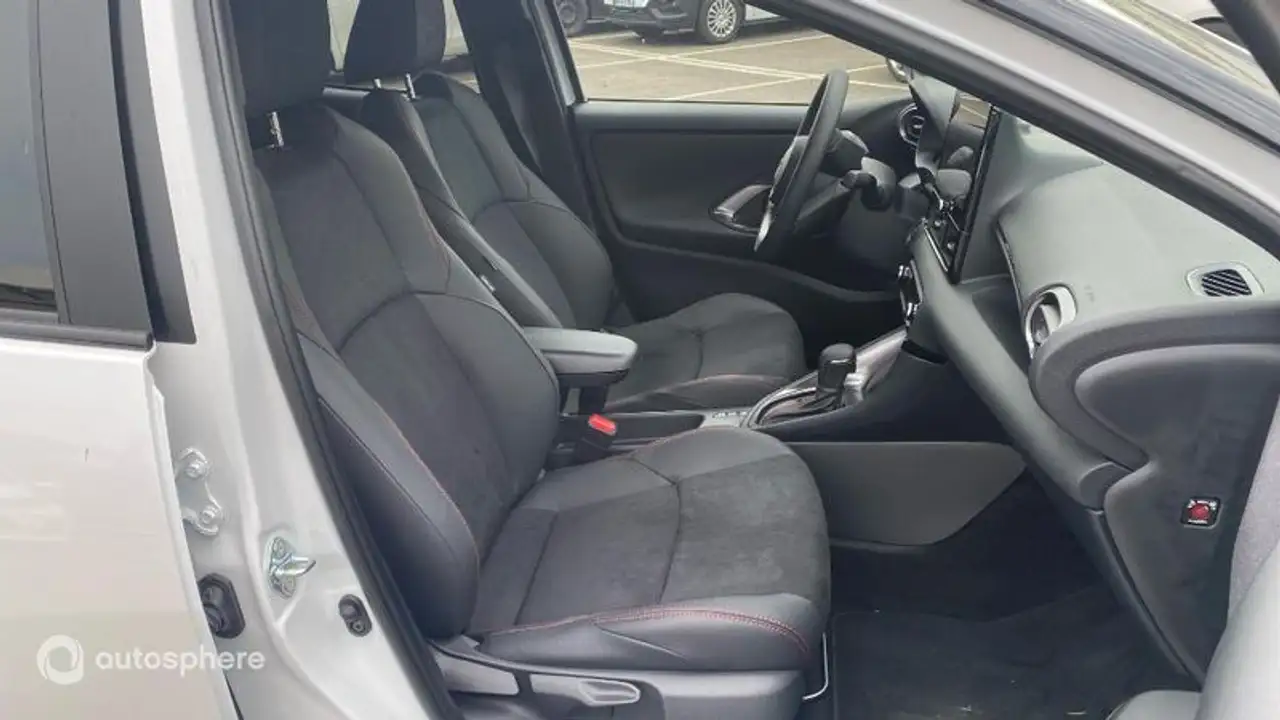 Toyota Yaris Yaris — photo 15