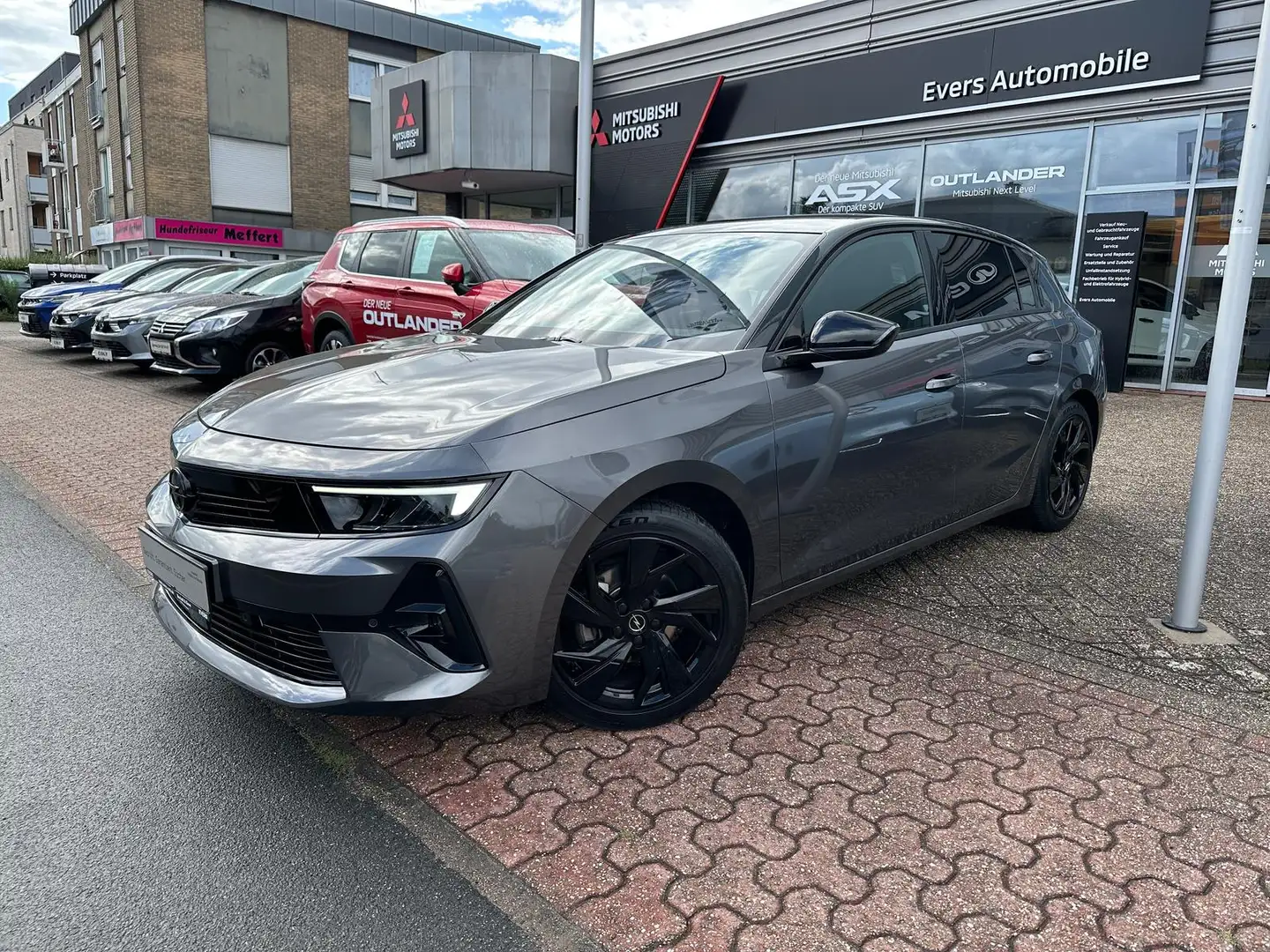 Opel Astra 1.2 Automatik GS Line Gris - 2