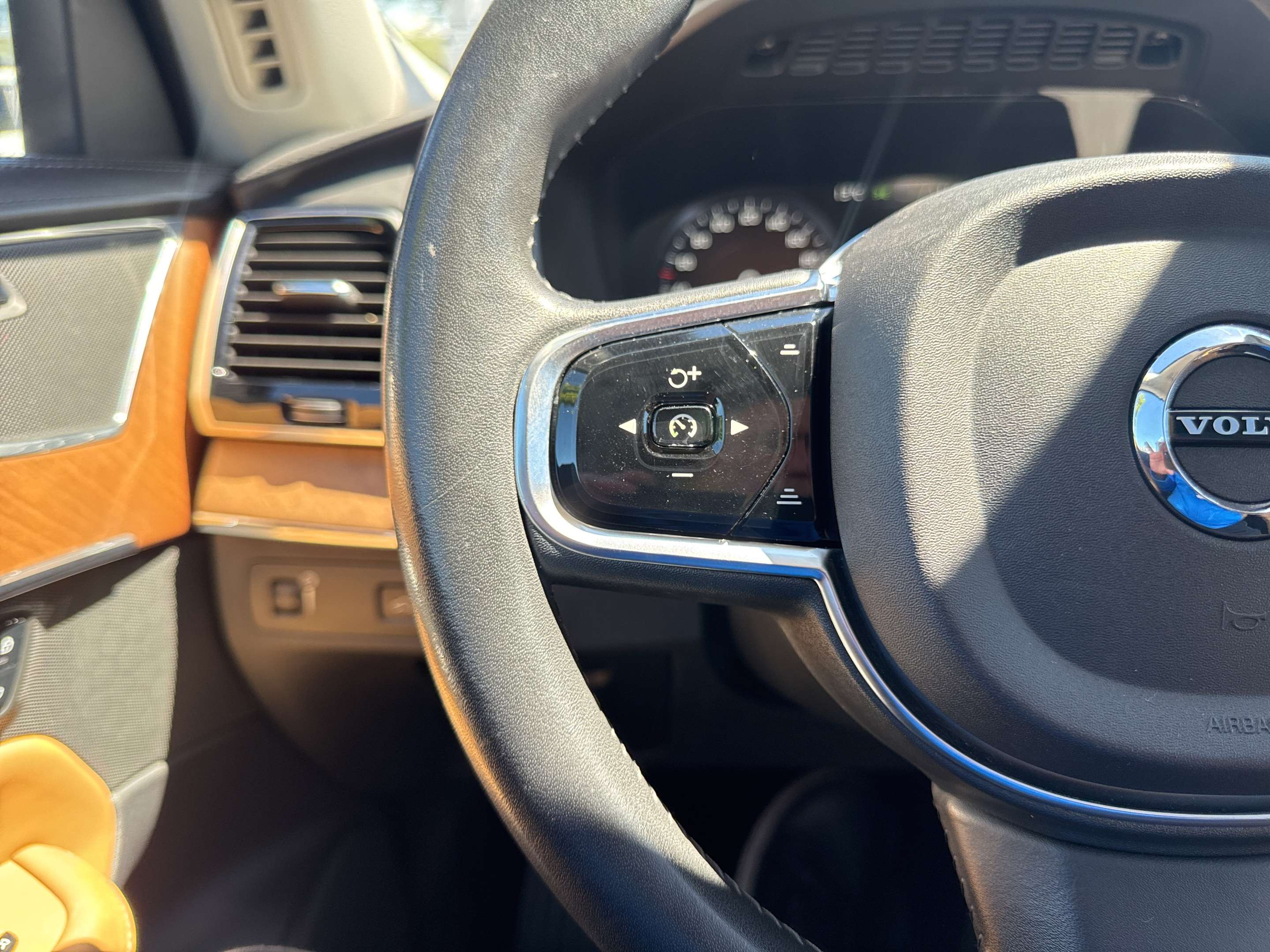 2016 Volvo XC90 AWD 5dr T6 Inscription | 3 Row Luxury SUV | thumb 17