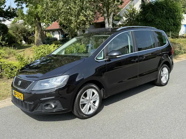SEAT Alhambra 2.0 TSI 200PK DSG•Pano•Leder