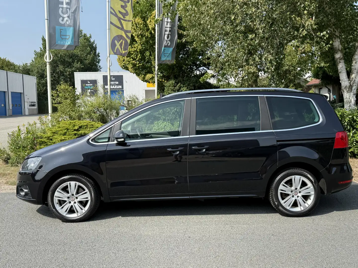 SEAT Alhambra 2.0 TSI 200PK DSG•Pano•Leder Negro - 2