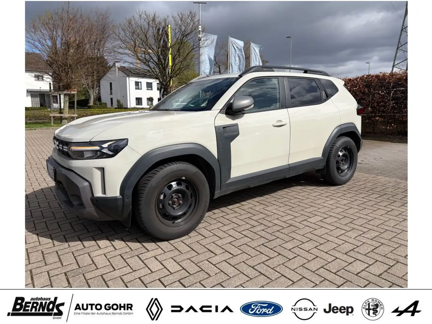 Dacia Duster TCe 130 Journey AMHÄNGERKUPPLUNG R-KAMERA KLIMAAU. Beige - 2