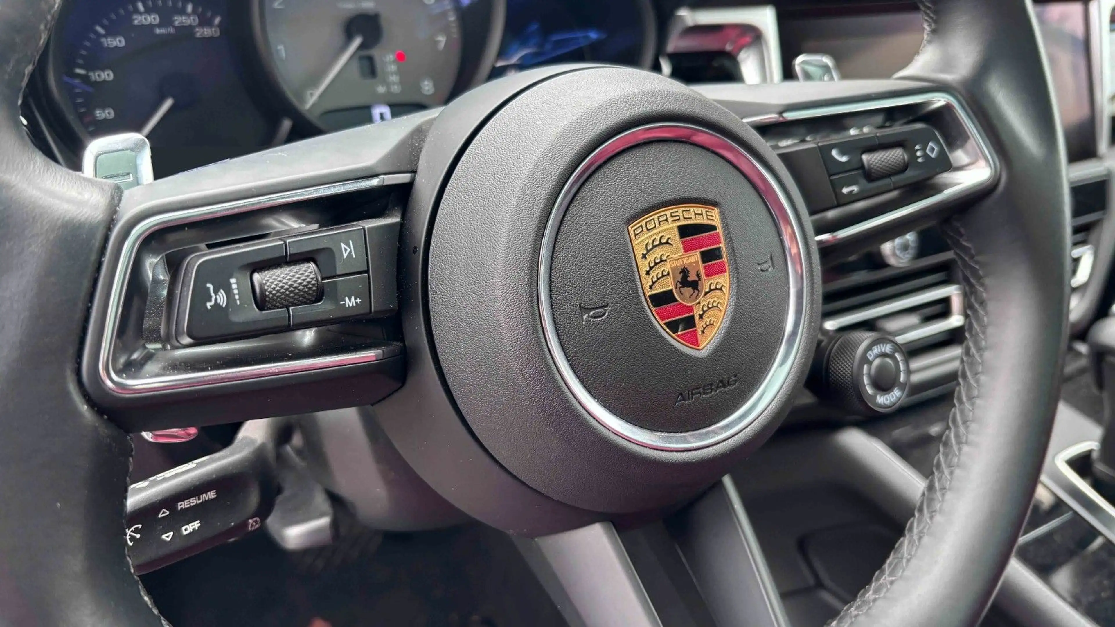 Porsche Macan S *Leder rot*Pano*Kamera*21 Zoll — photo 12
