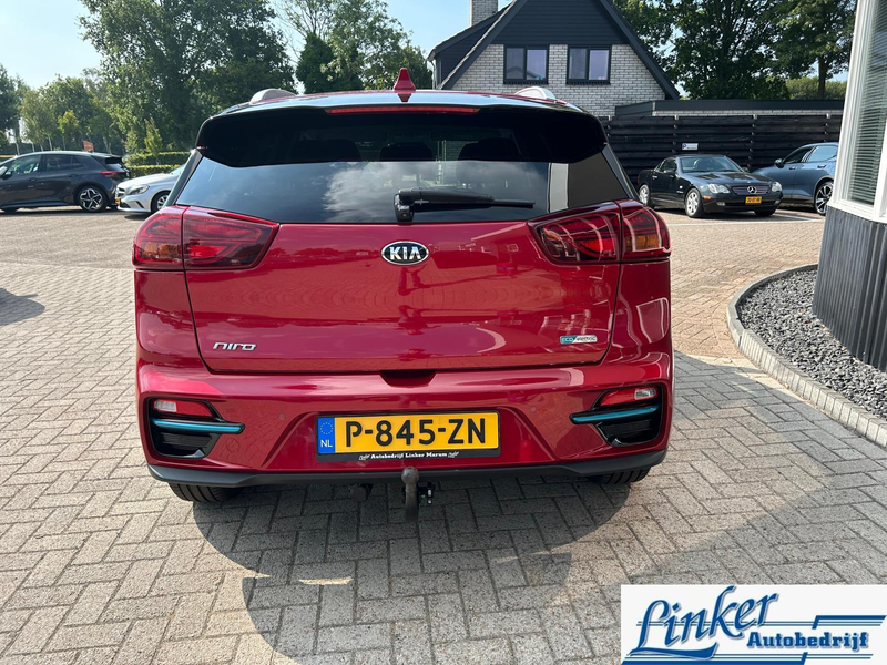 Kia e-Niro DynamicLine 64 kWh | Trekhaak | Navi | Cruise | — photo 8