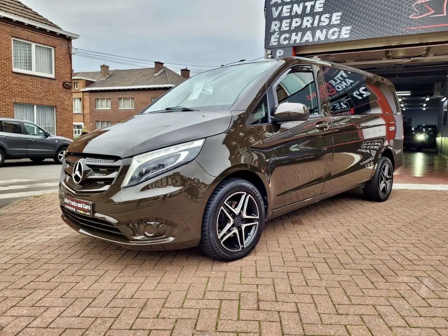 Mercedes-Benz Vito 116 CDI DOUBLE CABINE FULL OPTIONS GPS XENON CUIR Brun - 1