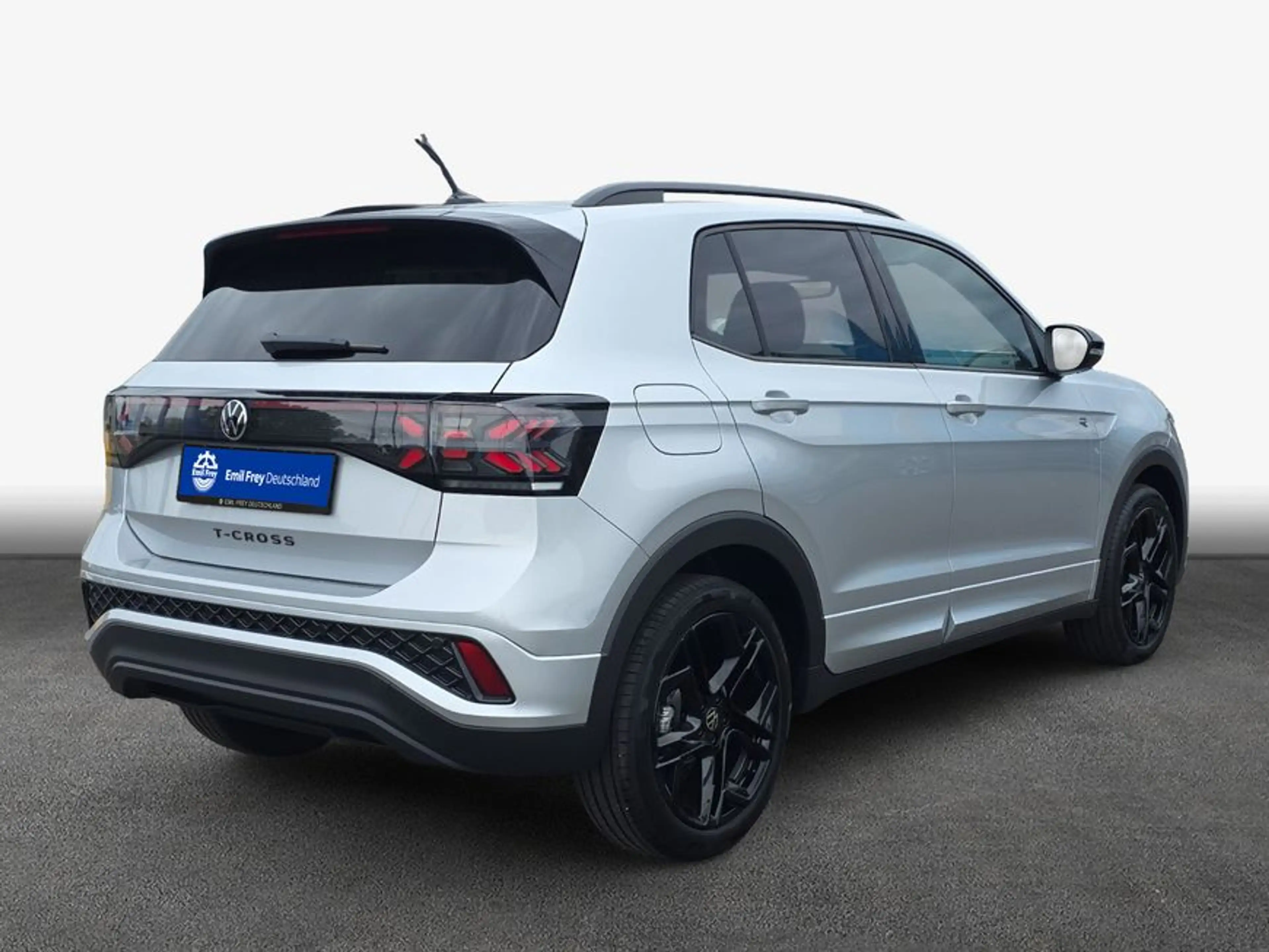 Volkswagen T-Cross R-Line 1.0 l TSI DSG, BLACK STYLE NAVI KL — photo 2