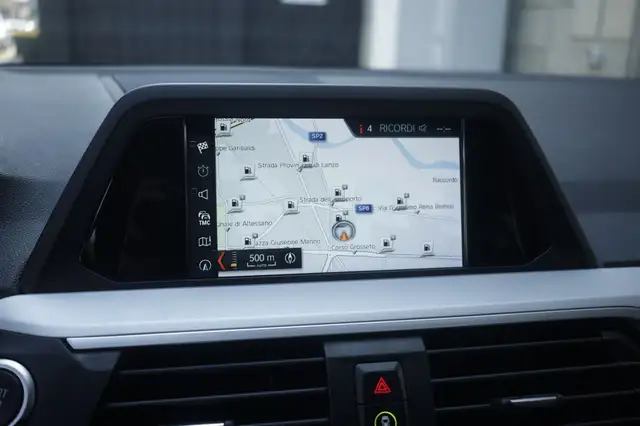 BMW X3 view 8