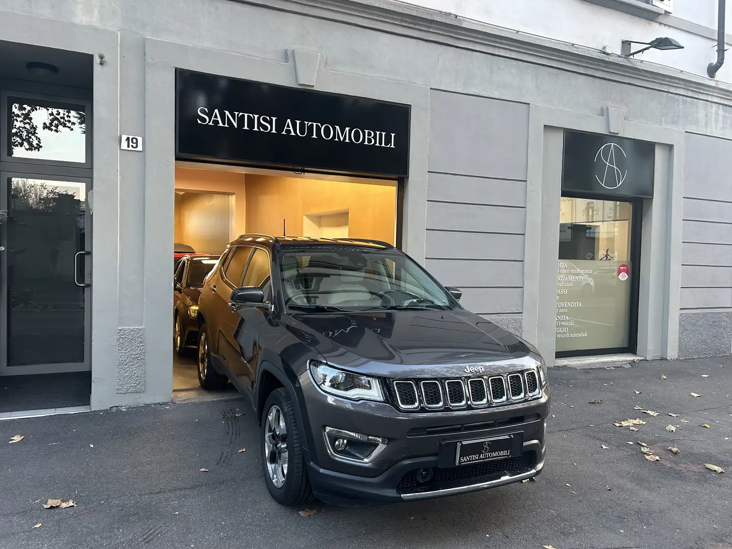 Jeep Compass 2.0 Mjt Limited 4WD 170cv AUTO | 100.000KM!!! Grau - 1