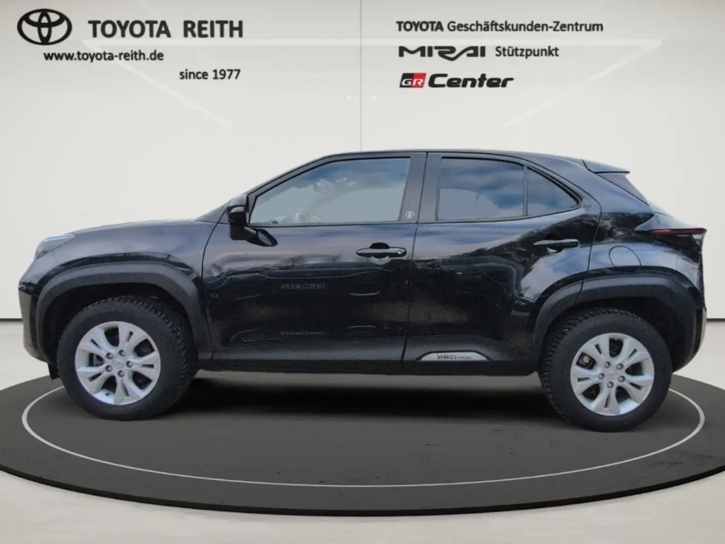 Toyota Yaris Cross Hybrid FWD Team Deutschland Navi LED Apple CarPlay Noir - 2