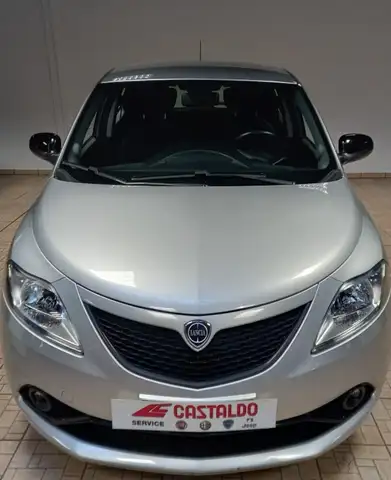 Lancia Ypsilon 1.0 FireFly 5 porte S&S Hybrid Ecochic Gold