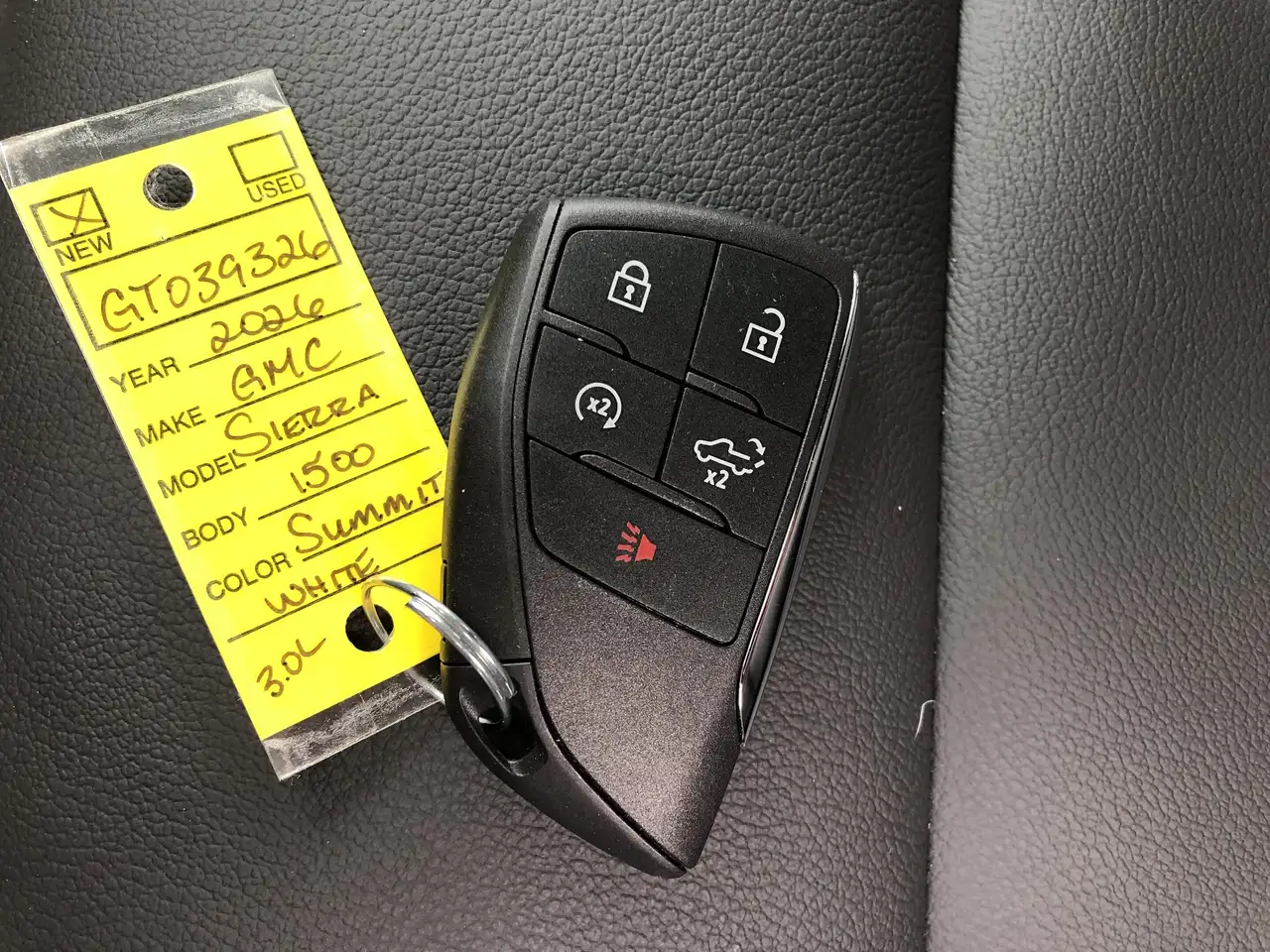 GMC Sierra 1500 снимка GMC Sierra 1500