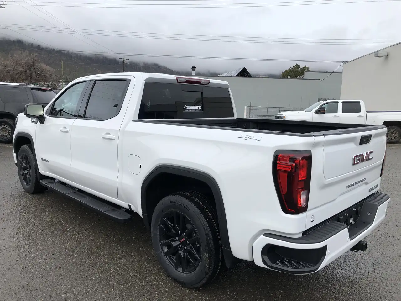 GMC Sierra 1500 снимка GMC Sierra 1500