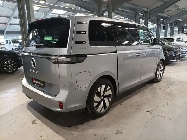 Volkswagen Id. Buzz view 5