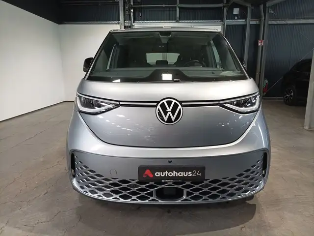 Volkswagen Id. Buzz view 2