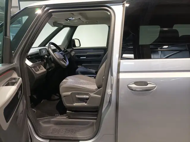 Volkswagen Id. Buzz view 8