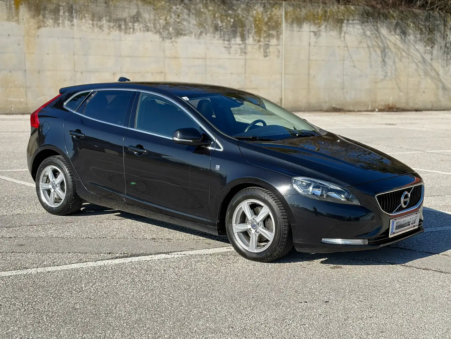 Volvo V40 D2 Ocean Race Schwarz - 2