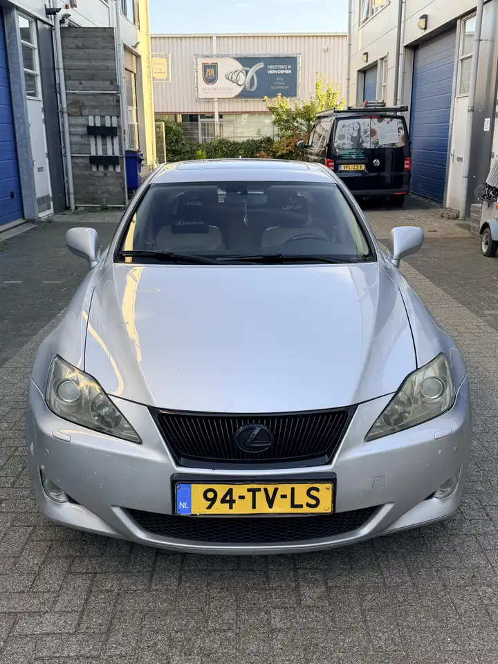 Lexus IS 250