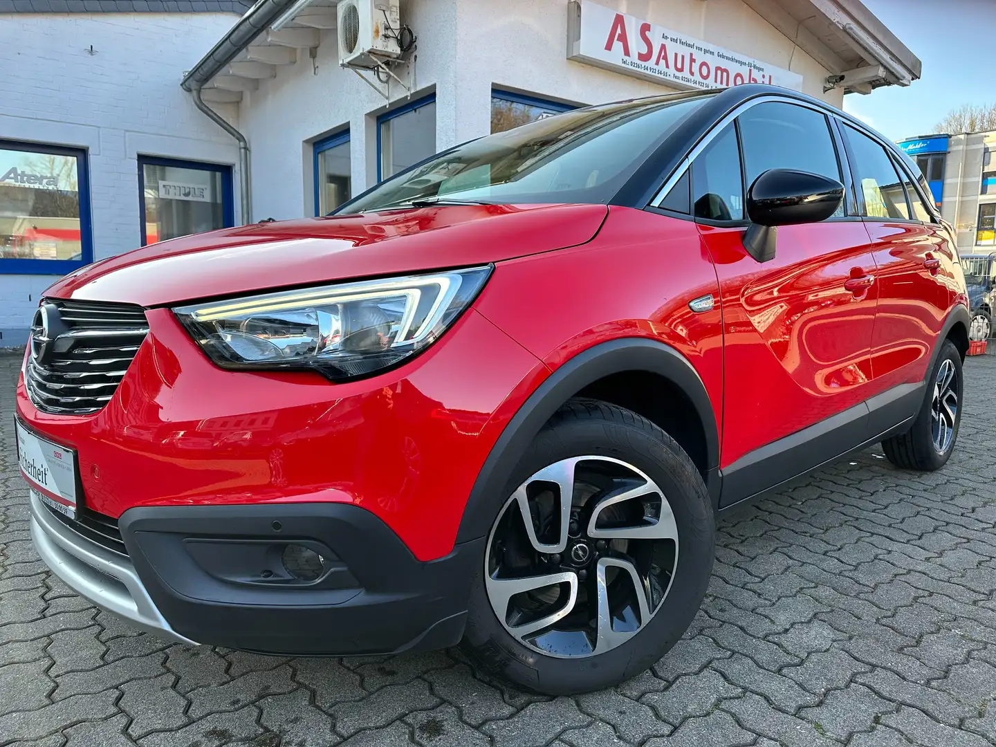 Opel Crossland X 1.2 Innovation St&St+KLIMATR+6 GANG+PDC+SHZ+KAMERA Rot - 1