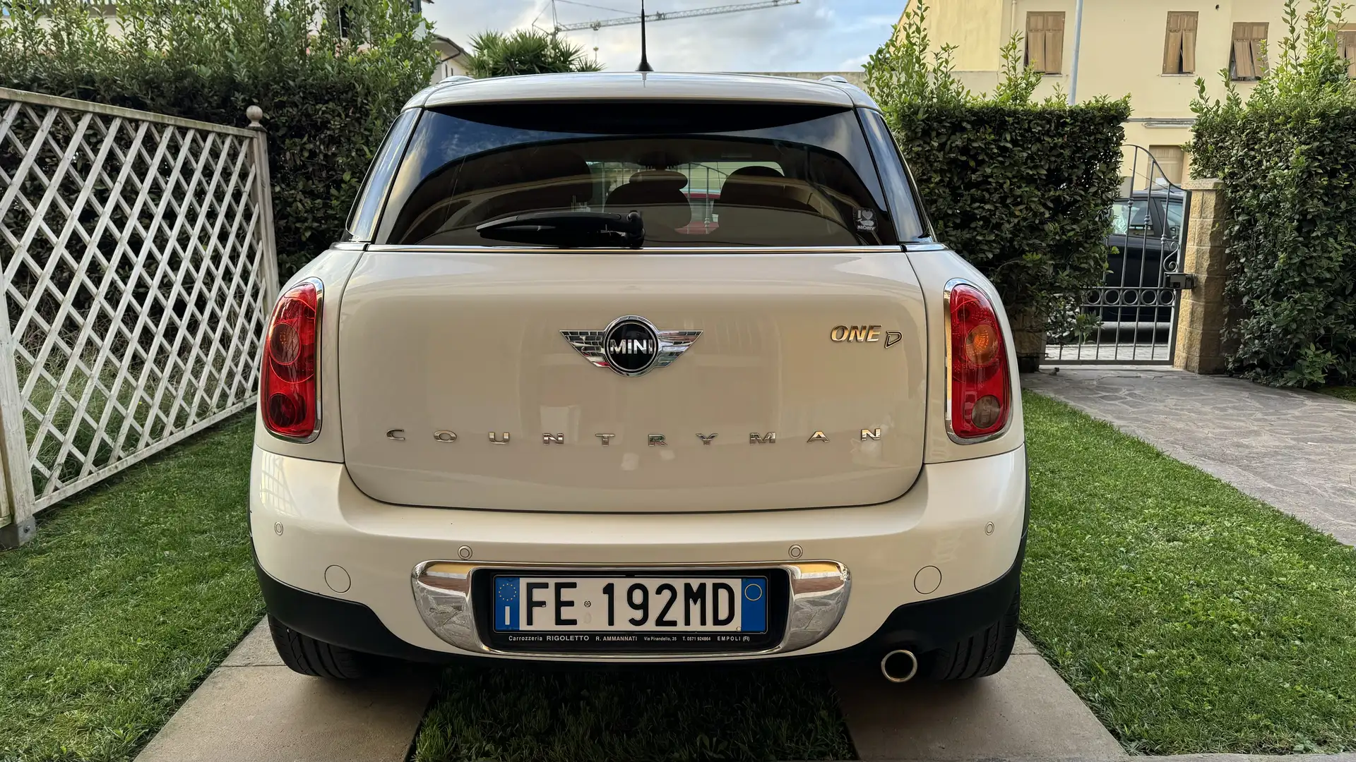 MINI One D Countryman business Bianco - 2