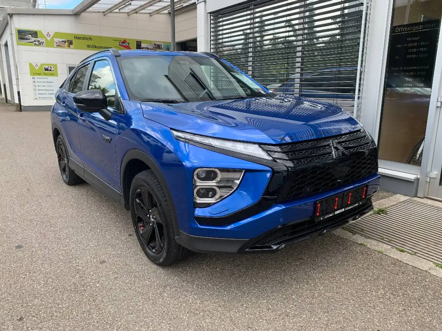 Mitsubishi Eclipse Cross Plug-in Hybrid Select Black 4WD Blau - 1
