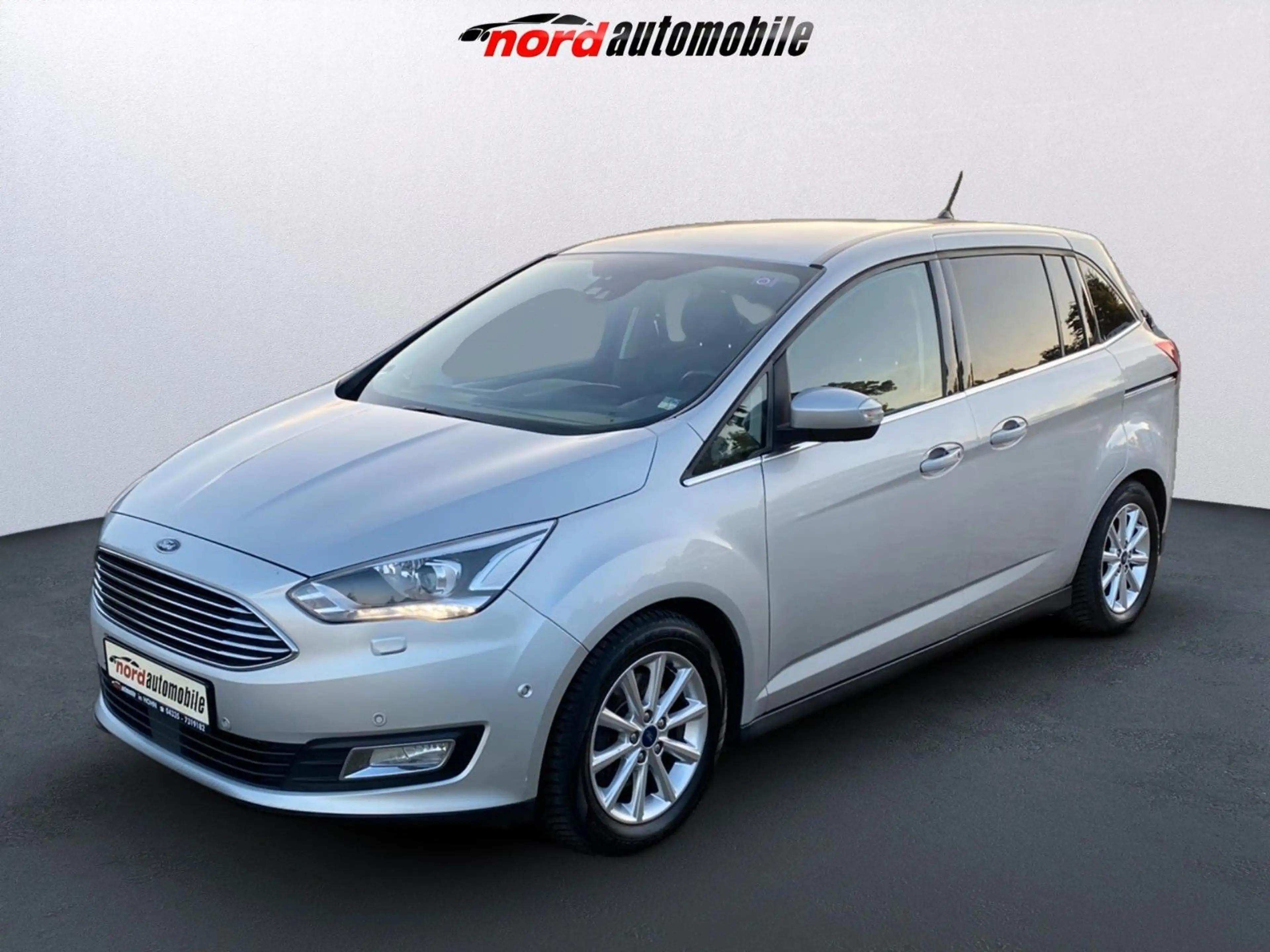 Ford Grand C-Max Titanium |||| Top Ausstattung ||||