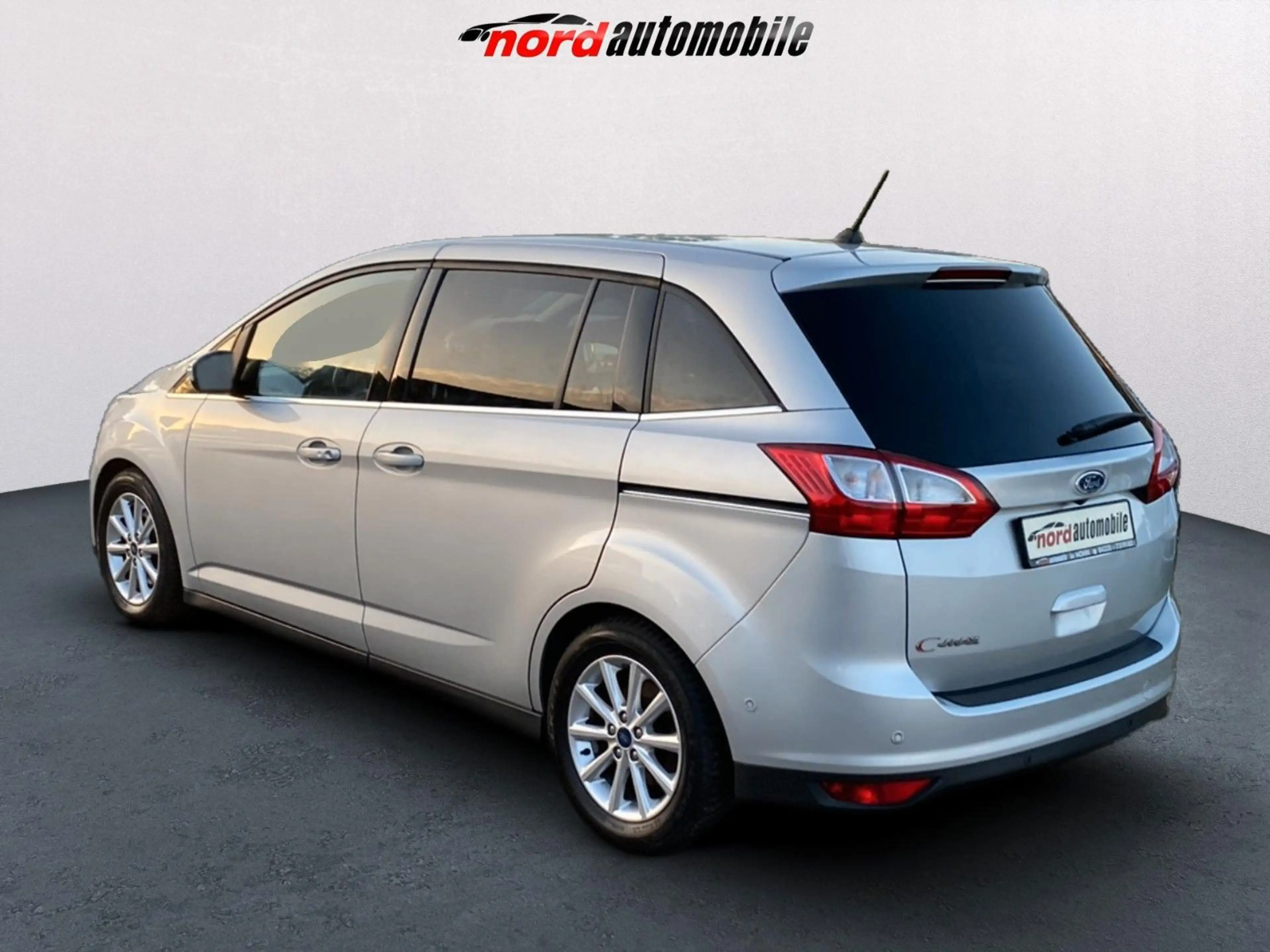 Ford Grand C-Max Titanium |||| Top Ausstattung |||| — photo 3