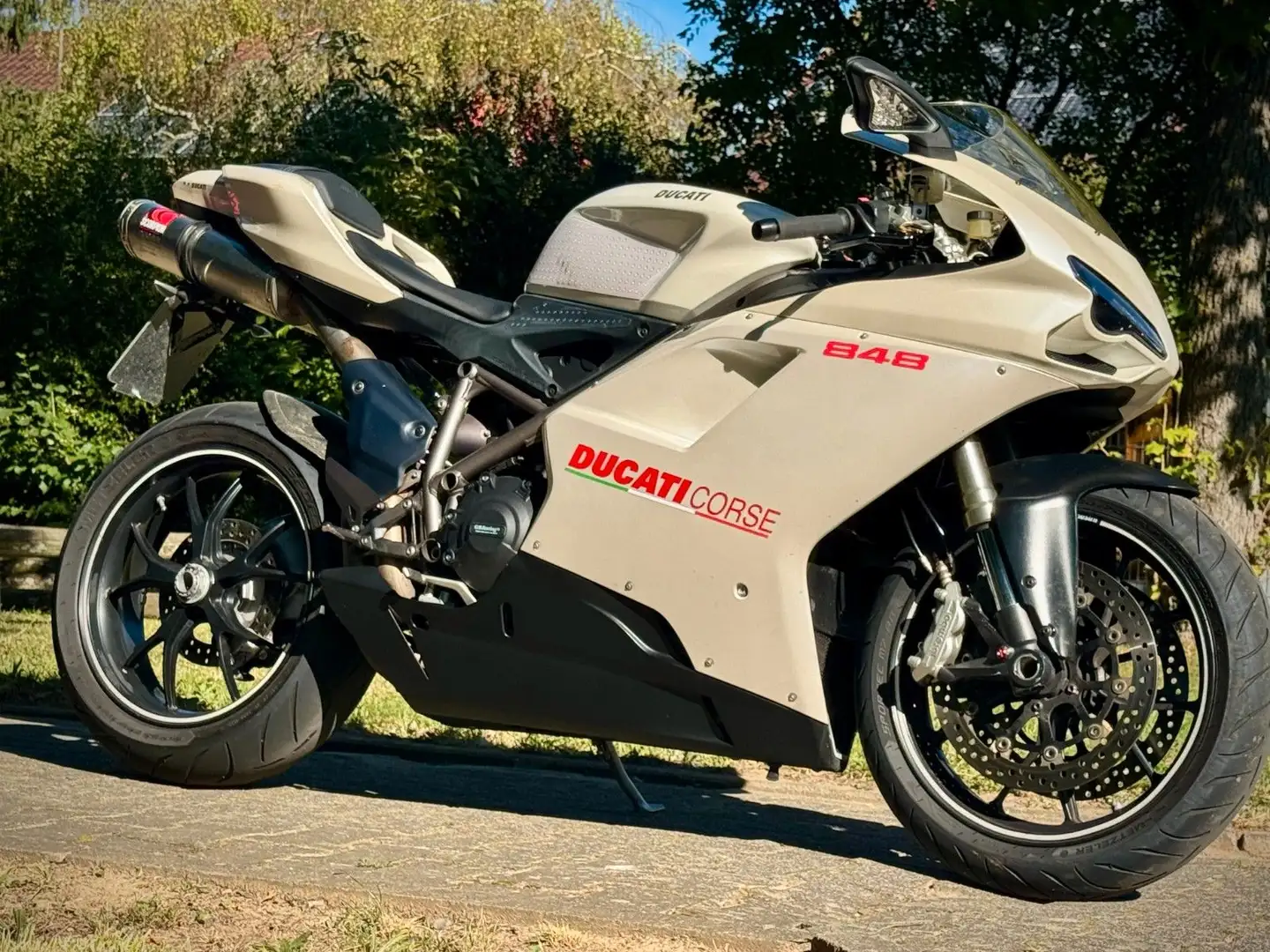 Ducati 848 Corse Design Grau - 2