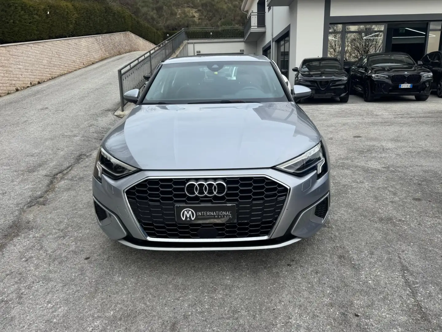 Audi A3 SPB 30 TDI S tronic Business Advanced Silber - 2