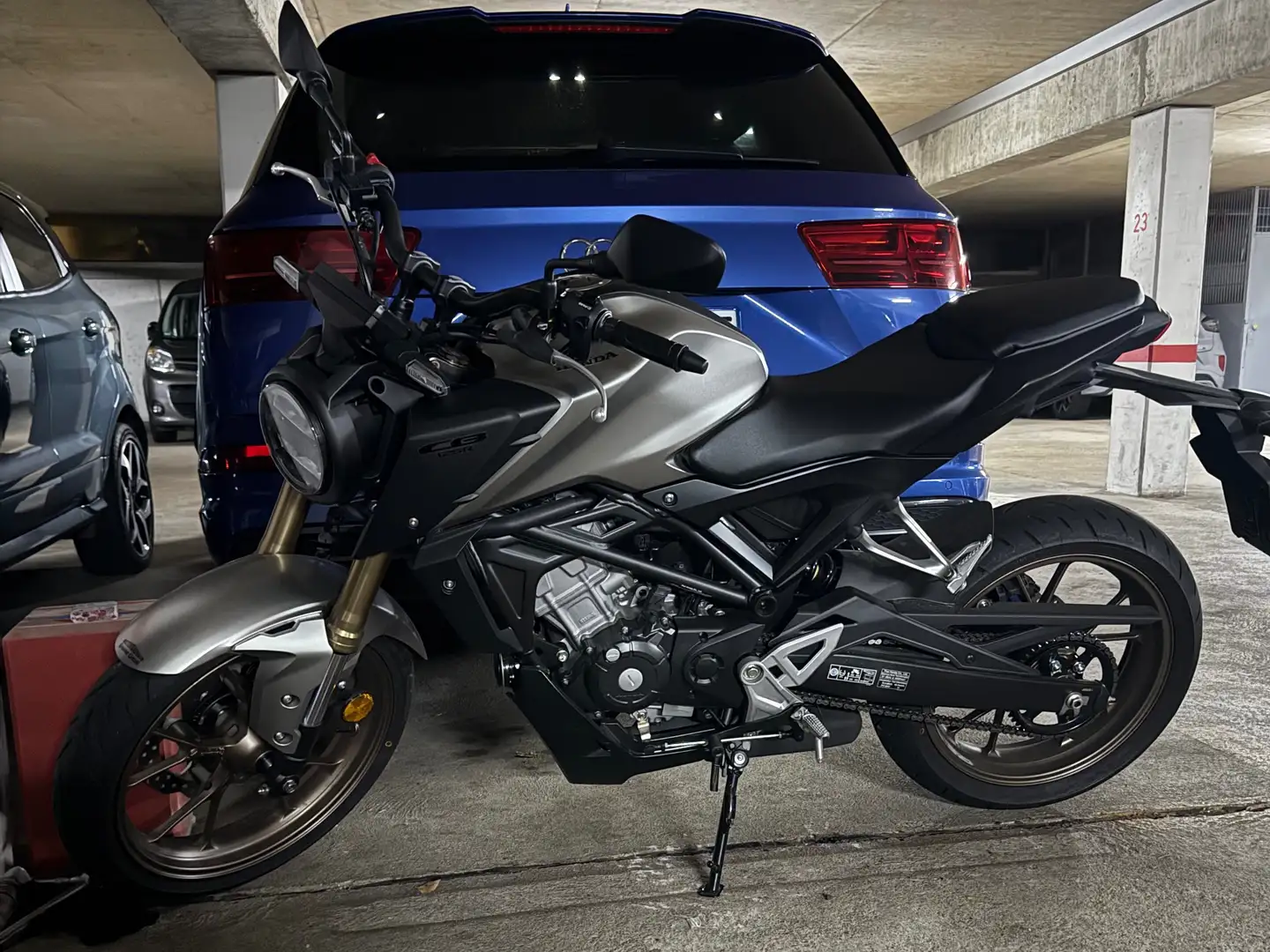 Honda CBR 125 Argent - 1